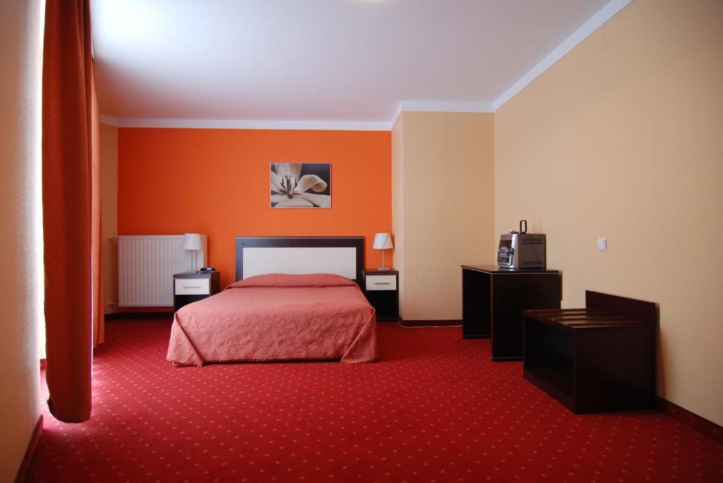 Mark1 Hotel Brzesko Szoba fotó